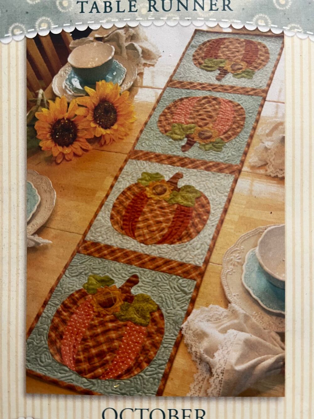vintage blessings Quilt Sewing pattern pumpkin october table runner